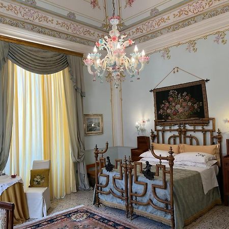 Bed and Breakfast Palazzo De Castro Squinzano Exteriér fotografie