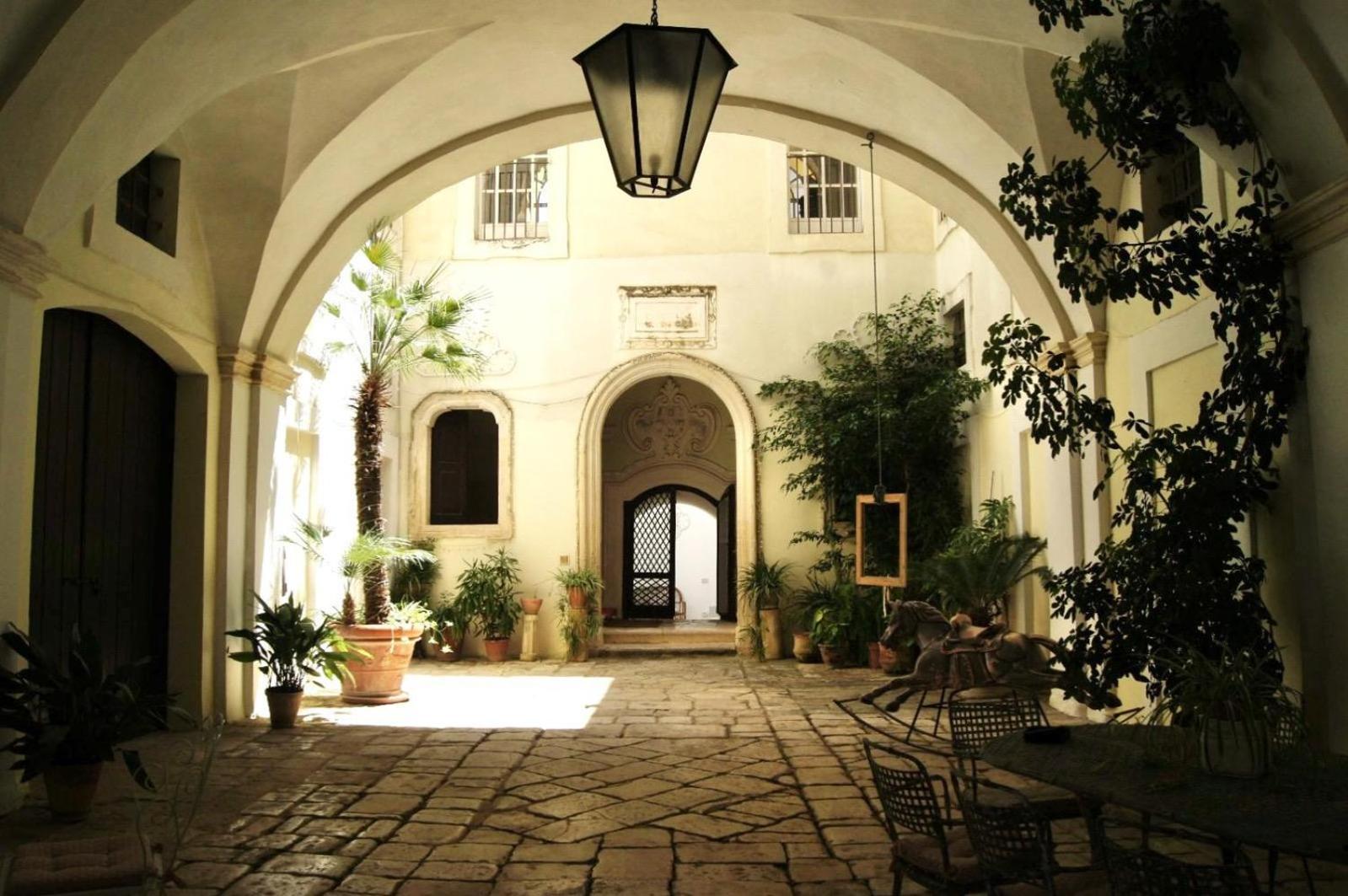 Bed and Breakfast Palazzo De Castro Squinzano Exteriér fotografie